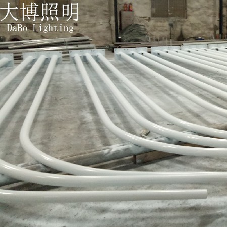6米8米10米12米Q235钢材热镀锌路灯杆太阳能路灯灯杆厂家批发